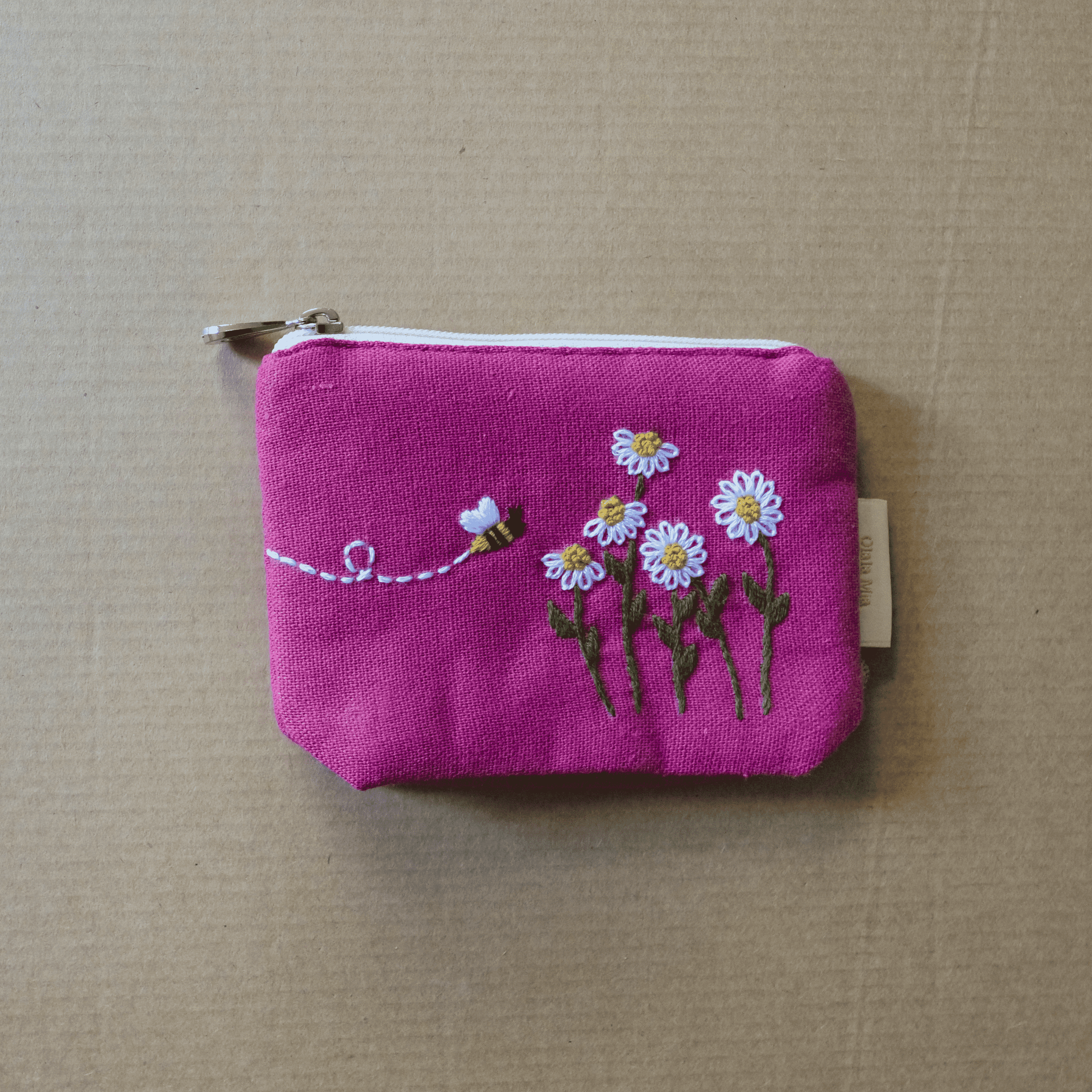 bestickte Tasche in Pink von Olala Mia